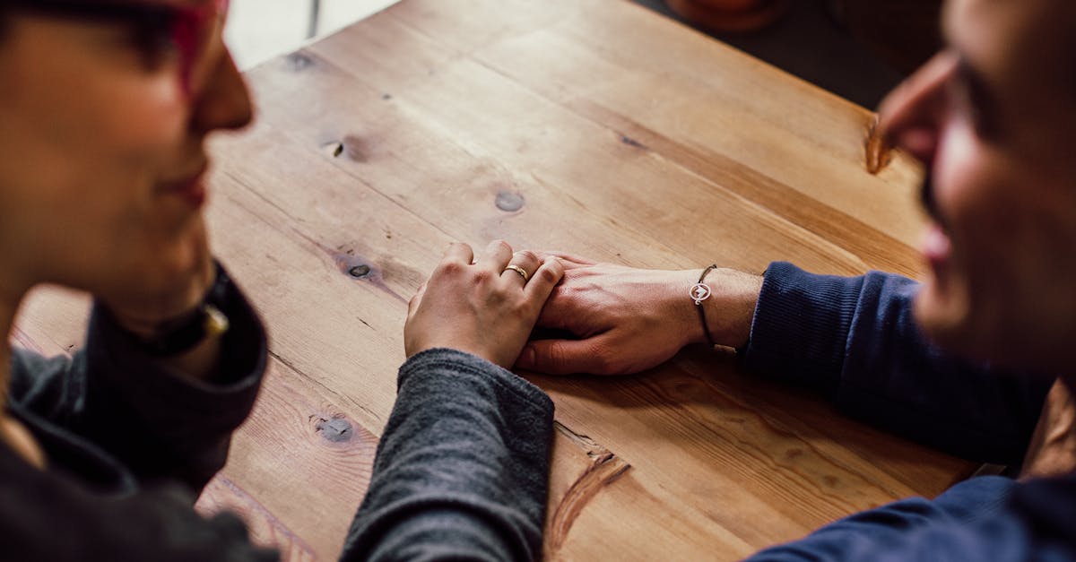 découvrez l'univers du dating : rencontrez des personnes qui partagent vos intérêts, explorez de nouvelles connexions et trouvez l'amour grâce à des conseils et astuces pour réussir vos rendez-vous amoureux.